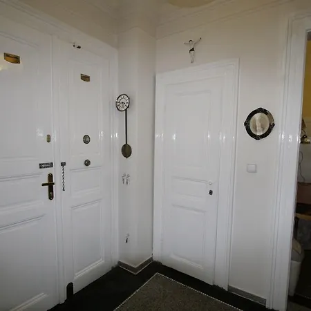 Apartment No 0B Petrinska 18 - Mala Strana Apartment Prague
